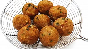 1.7M views · 100 reactions | आलू और पोहा का नाश्ता - Aloo Poha Snack | Food Forever | Food Forever | Facebook