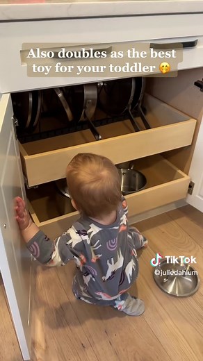 Maximize Kitchen Cabinet Space with Drawers and Organizers