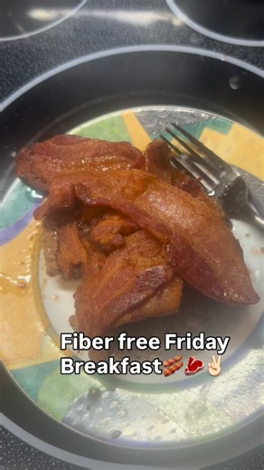 Brett A. Lloyd on Instagram: "Grateful to be able to consume this nutritional perfect breakfast. That is also incredibly delicious because I only eat the meat I crave. Such a satisfying way to live.🥩🥓✌🏻 #carnivoredietresults #carnivoremealideas #carnivoretransformationjourney #carnivorecommunitysupport #carnivoreketo #carnivorelifestyle #carnivorelife #carnivorewomen #carnivoretribe #carnivoretransformation #Healthy #Happy #HumanDiet #RealHealth #RealHealing #CarnivoreLif