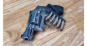 RASC: The Revolver Ammunition Strip Concealment by NeoMag (VIDEO)