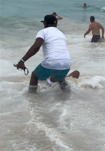 Navigating Rough Seas and Rip Tides Safely