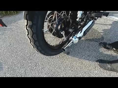 旧型W800に新型W800マフラーを装着