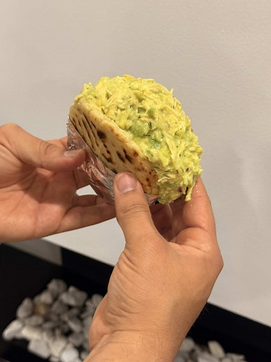 Arepa Reina Pepiada receta rápida y fácil para desayuno