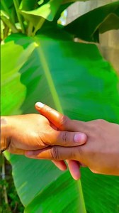 This simple acupressure technique can help the body relax naturally