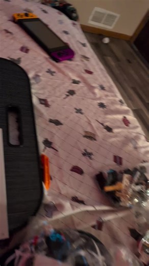 bro. this fucking cat #legosets #viral #fyp #foryoupage #IMGOINGTOCRASHTHEFUCKOUT