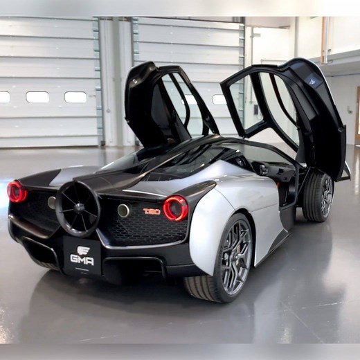 1.9M views · 10K reactions | Check out where the driver sits in this supercar!! This is exclusive first look footage! 朗 Gordon Murray Automotive | Supercar Blondie | Facebook