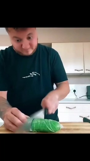 #stitch with @brooky_xvi 😳#comedy #views #fypシ゚viral #what