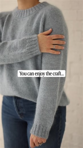 Knitting doesn’t have to be one or the other. You don’t have to choose between enjoying the process and caring about the end result. Both can exist at the same time. A lot of knitters reach a point where the skills are there….you know how to follow a pattern, fix mistakes, finish a piece… but the wardrobe doesn’t quite reflect that effort yet. The knits are beautiful, but they don’t always get worn. Building a wardrobe through knitting means slowing down just enough to think about fit, layering,