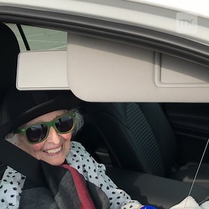 Watch this sweet moment of a 100-year-old grandma flying a kite with her granddaughter 🤗 | AOL