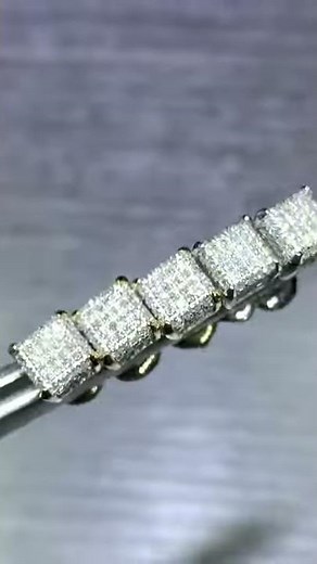 TraxNYC Review: Mens 14k Gold Cube Earrings #15558