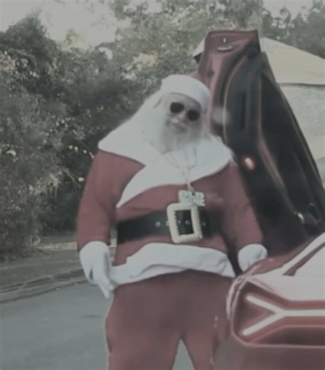 SML Santa: A Fun Christmas Character Analysis