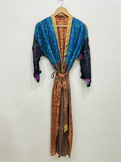 Silk Kimono Robe, House Coat, Patchwork Robe, Recycled Silk Sari Kimono, Bridal Robe, Beach Cover up for Women, Bath Robe, Gift for Her - Etsy