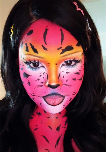 Lisa Frank Inspired Leopard Makeup Tutorial