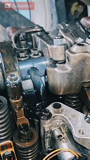 How does rocker arm lubrication work? | PATRON #SHORTS