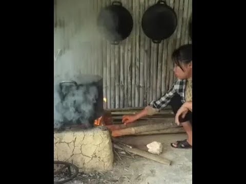 Leah's morning routine: walking to the market with her goods! #Outdoors #MyCountryLife