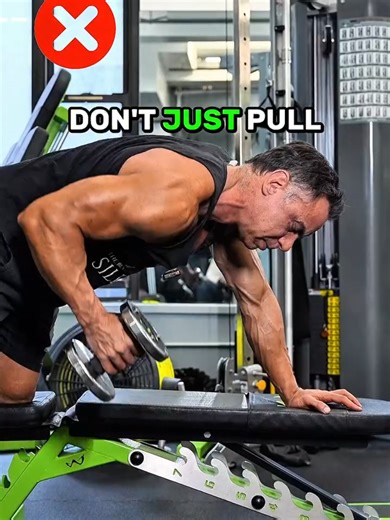 Your Rows Are Training Biceps, Not Your Back A common mistake during dumbbell rows is pulling the weight straight up. When you do that, the movement becomes more like a bicep curl. Instead: Balance the dumbbell properly in your hand and pull toward the hip. That movement pattern activates the lats and back muscles, which is the real goal of rows. Small technique change. Much better back activation. #BackWorkout #DumbbellRows #LatTraining #GymTips #WorkoutForm