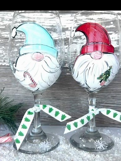 Christmas Gnome Wine Glasses 🔒🎄