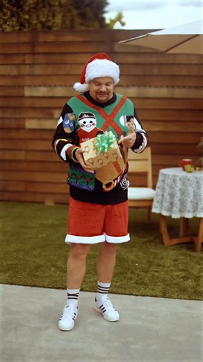 ISMO on Instagram: "Give the gift of laughter & SISU 🎁 🎅🦌 🇺🇸 U.S.A. JAN 14 Hermosa Beach, CA JAN 16-17 Orlando, FL JAN 18 West Palm Beach, FL FEB 10 Pasadena, CA FEB 12 Portland, OR FEB 13 Seattle, WA FEB 26-28 San Diego, CA MAR 27-8 Miami, FL APR 1 Tampa, FL APR 3-4 Jacksonville, FL MAR 6 New Orleans, LA MAR 7 Atlanta, GA MAR 8 Boston, MA APR 24-26 San Jose, CA APR 30 Las Vegas, NV MAY 1-2 Salt Lake City, UT 🇨🇦 CANADA FEB 15 Vancouver, BC MAR 15 Toronto, ON MAY 8 Montreal, QC MAY 9 Halif