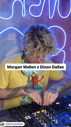 Celebrating National DJ Month with the sonic clarity and deep bass response of the ATH-M50x headphones! Learn more: http://tinyurl.com/4rhbe2y6 . 📷 Instagram, @nashoverstreet | Audio-Technica USA