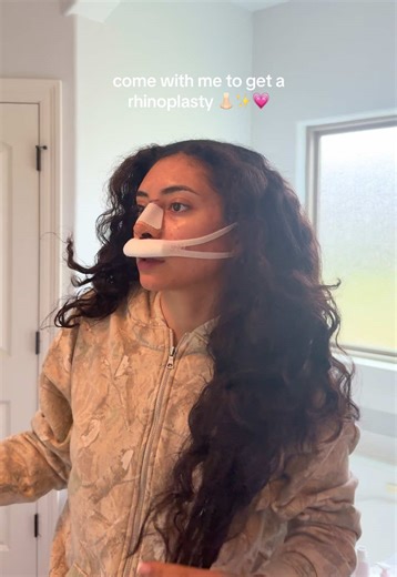 Come with me to get a rhinoplasty!! 😍 Ahhh I can’t believe I finally did it. I had such a great experience with my surgeon and the entire team 🥹💗 #angelasyoungseñoralife #houstonnosejob #rhinoplasty #nosejob #drsanaz