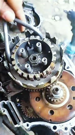 Flywheel disassembly and repair