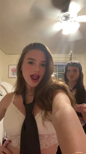 hello halloweekend🖤🖤🖤