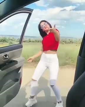 Girl Dancing When Car Drive #2