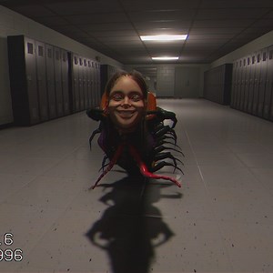 My girlfriend turned into Centipede | Fidisti