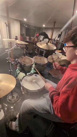 just a little soloing 🥁 #drums #drumtok #drummersoftiktok #drumsolo #ryanformato