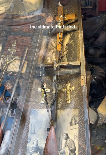 Discover the Ultimate Vintage Vampire Slaying Kit