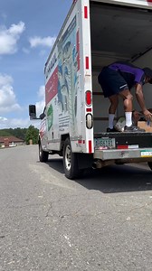 6.6K views · 109 reactions | How fedex drivers be acting   #relatable  #FedEx .. . . . #fedexground #fedexfield #dogchase #packaging #delivery #fypシ゚viralシ #funnyvideos #LaughterIsTheBestMedicine #gasstation #ringdoorbell #capturethemoment #helpingothers #blackandmild #fypシ #fedexpress #jokesfordays | Johnathan Keith Cooper | Facebook