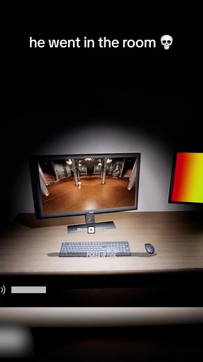 Exploring a Dark Gaming Room: A Terrifying Horror Experience