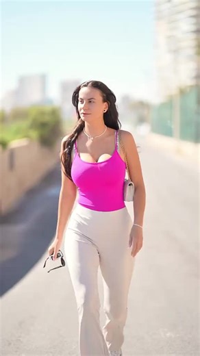 Purple Julianna (@julianheels)’s videos with original sound - Debi