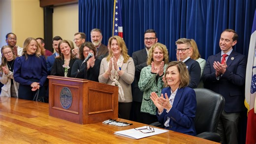 Reynolds signs law adding flexibility for Iowa foster parent training