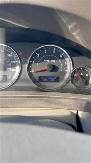 Reset Jeep Grand Cherokee Oil Light- 20 Second Fix!