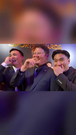 Tuvshintur Ariunchuluun on Instagram: "Fanboys 🥰"