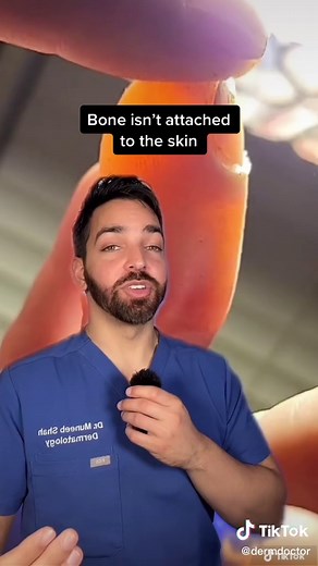 What on earth is going on here @JohnHagadorn #dermdoctor