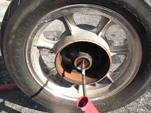 How to balance your motorcycle wheel