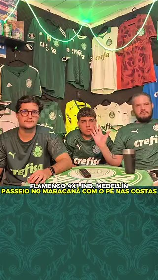 Tutorial de como ver um futebol bonito hoje em dia:Desligue o jogo do seu time.Coloque no jogo do Flamengo.De nada, palmeirenses! ðŸ˜˜ðŸ”´âš«ï¸ðŸ“¹ tk: Os Palestrinos