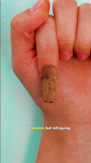 Banana Peel Magic: DIY Hacks You Won't Believe! 🍌✨