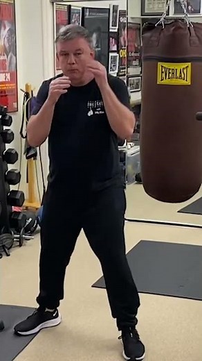 Throwing Combination Punches - Teddy Atlas Boxing Technique | The Fight Tactics