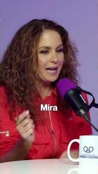 El vasito con palabras que le escribieron a Lucero