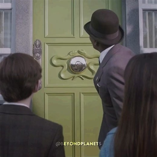 the best gaurdian :( #asoue #aseriesofunfortunateevents #aseriesofunfortunateeventsedits #asouedit #violetbaudelaire #klausbaudelaire #sunnybaudelaire #montgomerymontgomery #unclemonty #edit #edits