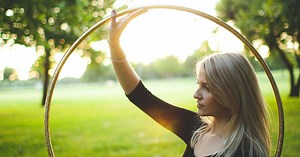 Abnehmen mit Hula Hoop - so purzeln die Pfunde mit Spaß
