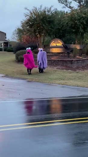 Happy Halloween! #aliensarereal #sesamestreet #yipyipyipyipyipyipyip