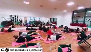 Formëso trupin me #instruktore të licensuar për vetëm 15€ në muaj  #JumpingFitness për dobësim 20€☑  #JumpingFItness për formësim 15€☑ Për më shumë info, pëlqeni faqen Kangoo jumps Marigona Qubreli | Mitrovica SOT | Facebook