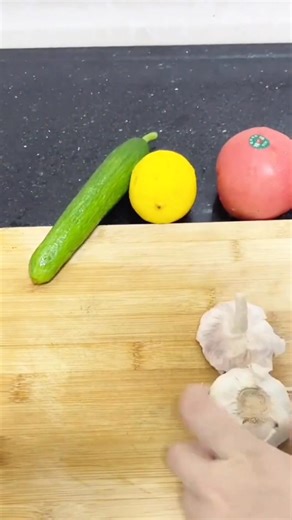 Discover the ultimate kitchen hack that will revolutionize your cooking routine! If you're tired of slaving away in the kitchen, searching for easy recipes and cooking essentials to make meal prep a breeze, then this video is for you. Learn the secret to cooking like a pro, with minimal effort and maximum results. From kitchen gadgets to food hacks, we'll show you how to prep ahead, save time, and cook healthy meals that will impress even the pickiest of eaters. Whether you're a busy home cook, 