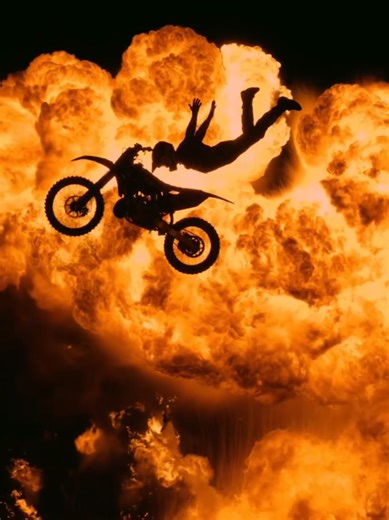 Motorcycle stunt show fmx freestyle Aura 🔥🏍️ #USA #motorcycle #stunt #fms #fyp