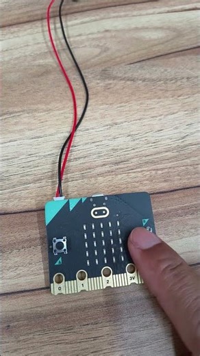 Microbit: Emoções