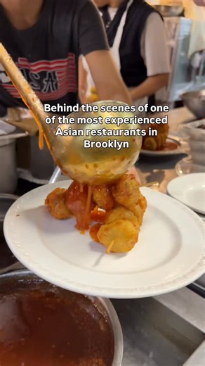 SEA South East Asian Cuisine Experience on Instagram: "With nearly 30 years in Brooklyn, Sea Thai remains one of the most trusted Asian restaurants in the neighborhood. 📍 114 N 6th St, Williamsburg, BK Walk-ins and reservations welcome — see you at Sea Thai"